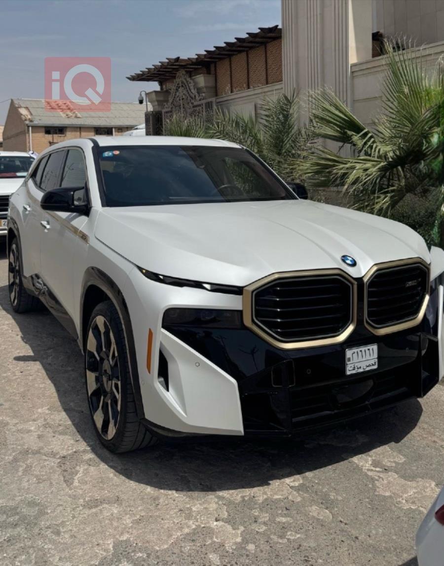 BMW XM